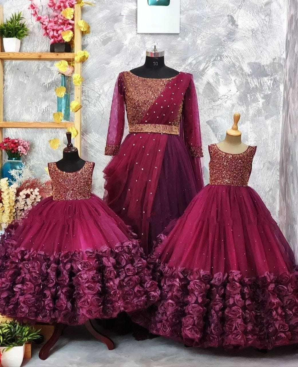 YNF SOFT NET PRI 065 GOWNS WHOLESALE MOTHER & DAUGHTER COMBO MANUFACTURER    